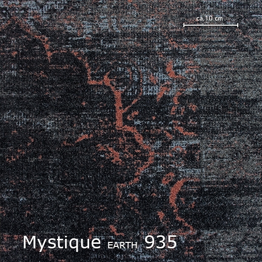 Mystique-935