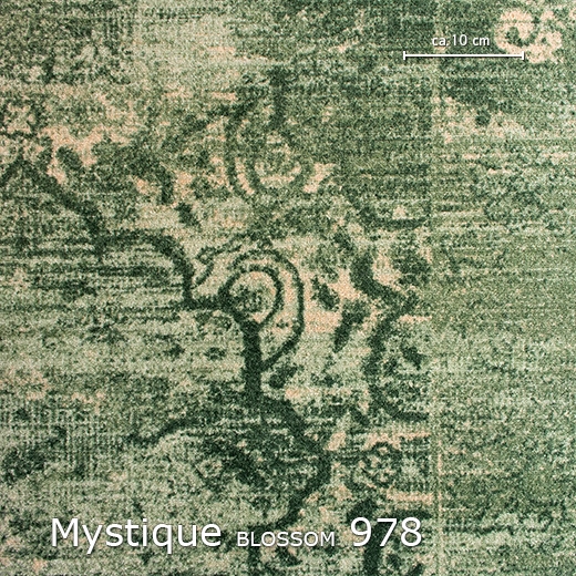 Mystique-978